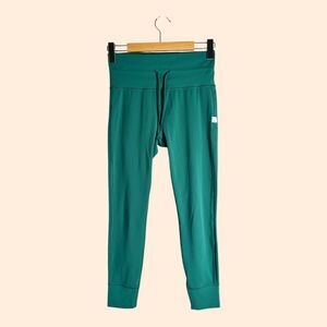 Vuori Green Leggings